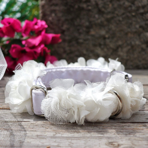 Collare romantico con fiori